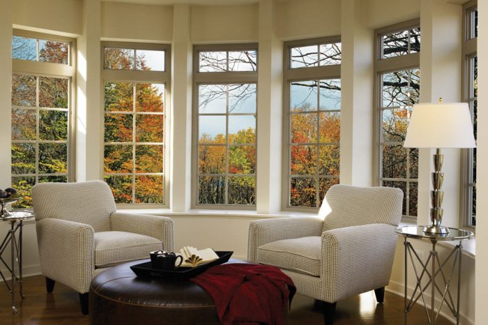 How to decorate living room windows