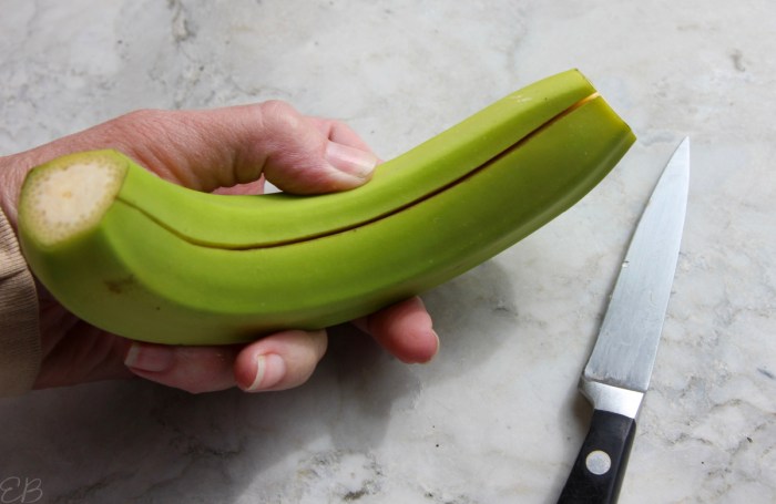 How to cook green bananas dominican style