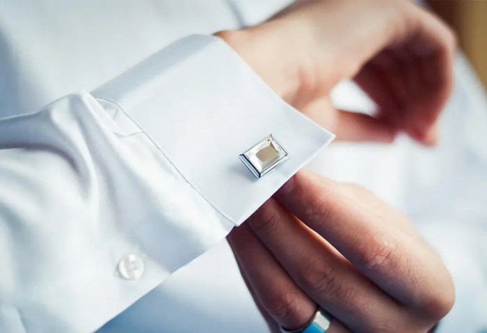 Men's dress shirts for cufflinks